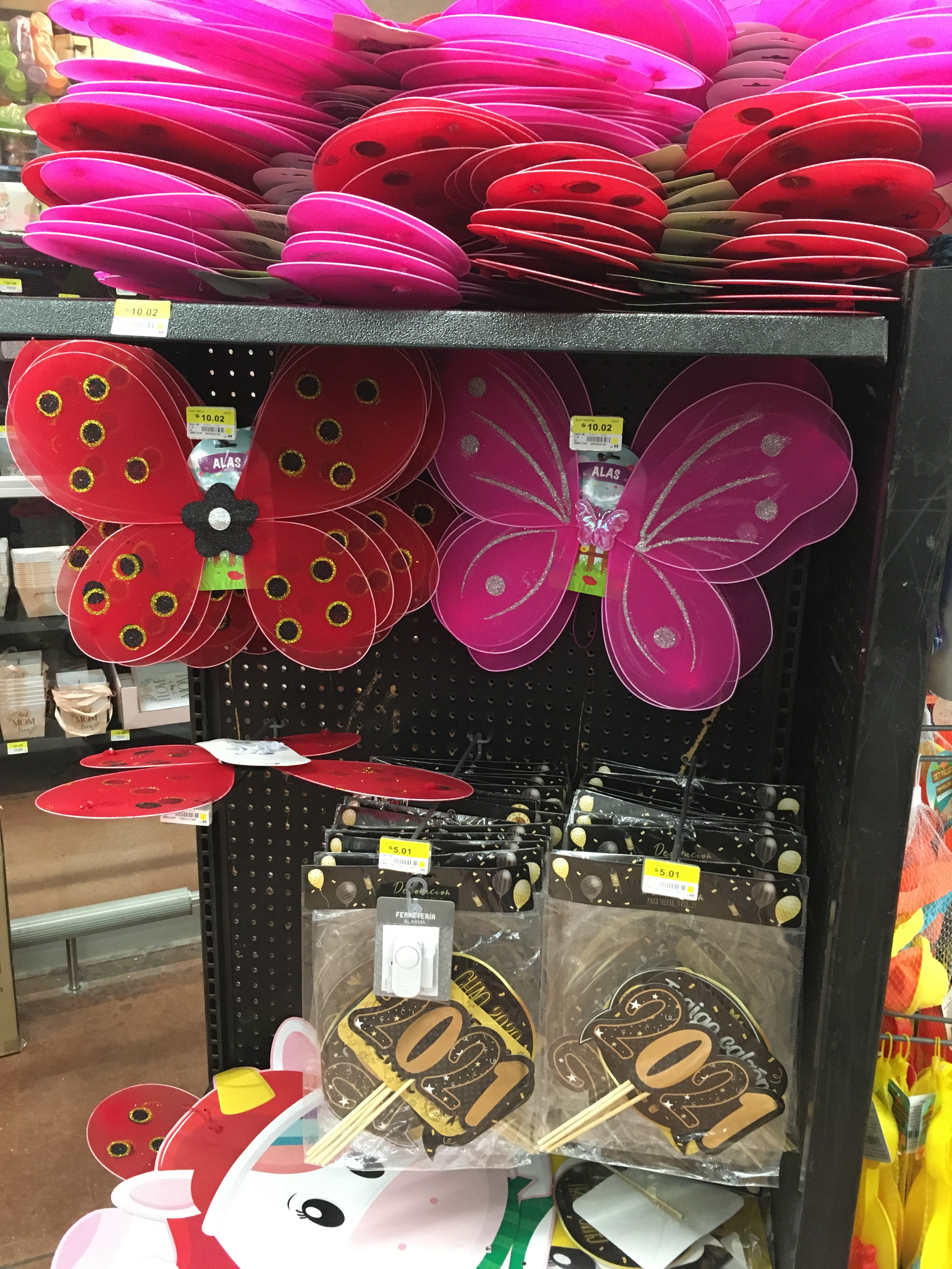 Walmart Aeropuerto Tampico: alas de mariposa para la bendición.