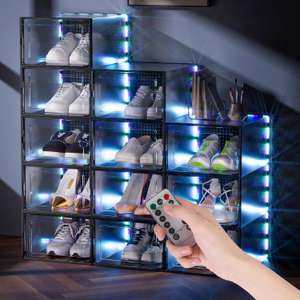 Amazon: 12 Cajas para zapatos con luz LED para que se vean chidos
