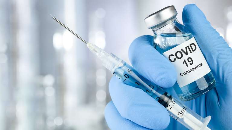 Módulos de vacunación COVID-19 en el metro de la CDMX