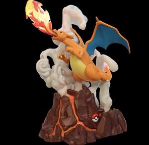 Amazon: Pokemon - Estatua de Lujo de coleccionista de Charizard de 33 cm con función de iluminación