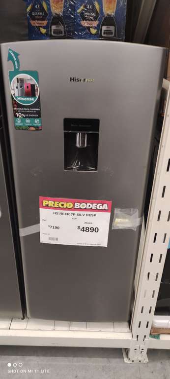 Bodega Aurrera: Refrigerador Hisense 7 Pies RR63D6WGX