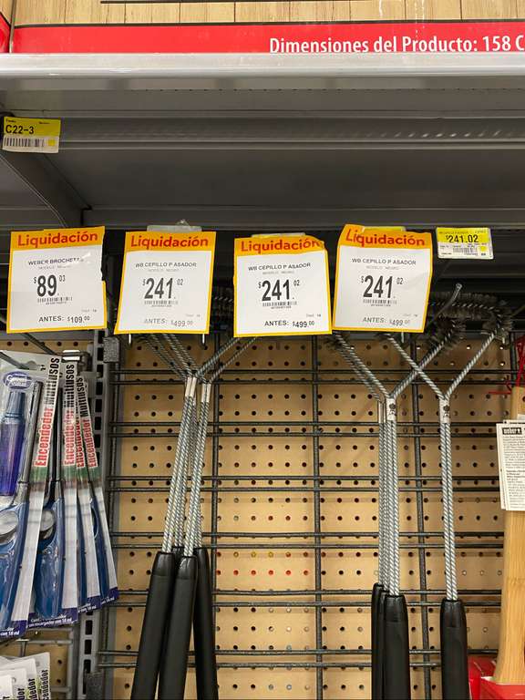 Walmart - Variedad de cepillos Weber hasta 50% off