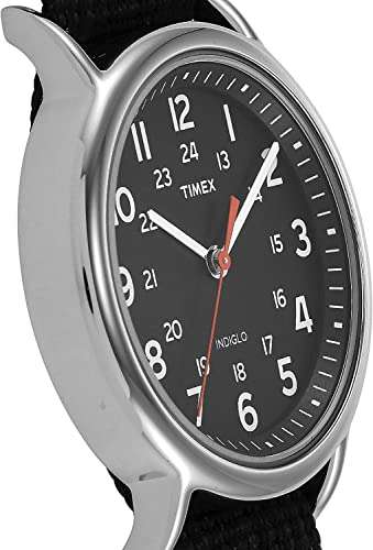 Amazon: Timex- Reloj unisex "Weekender" en color sólido.