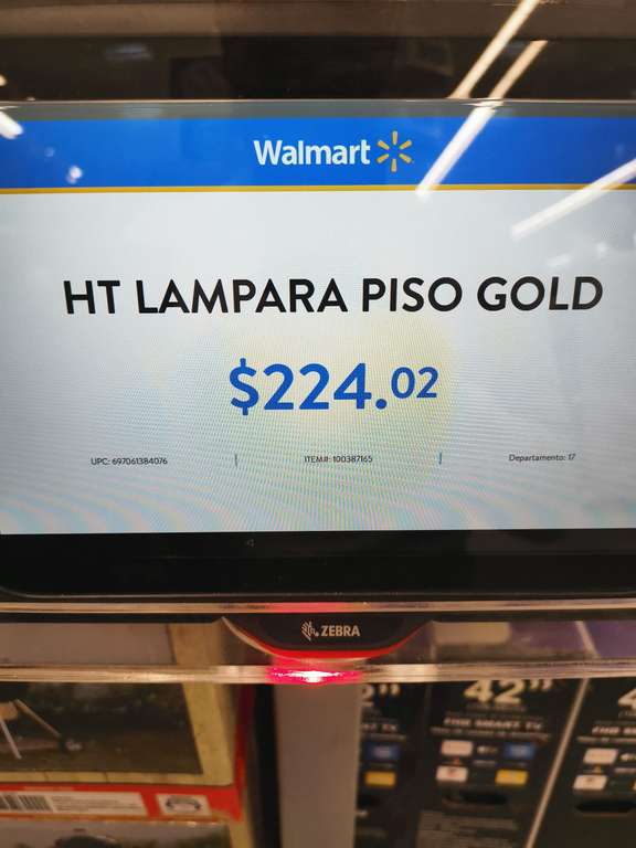 Walmart: Lámpara de pedestal dorada marca HomeTrends