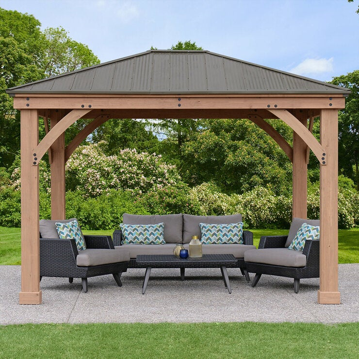 Costco: Pérgola de Madera de 3.6 m x 3.06 m con Techo de Aluminio, Yardistry