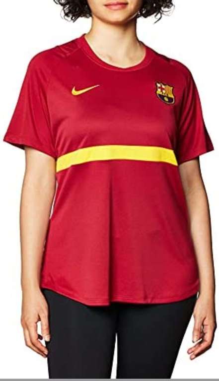 Amazon: Camiseta FC Barcelona Evergreen Crest 2, Nike, Color Oxxo | talla chica $213Envío gratis con prime