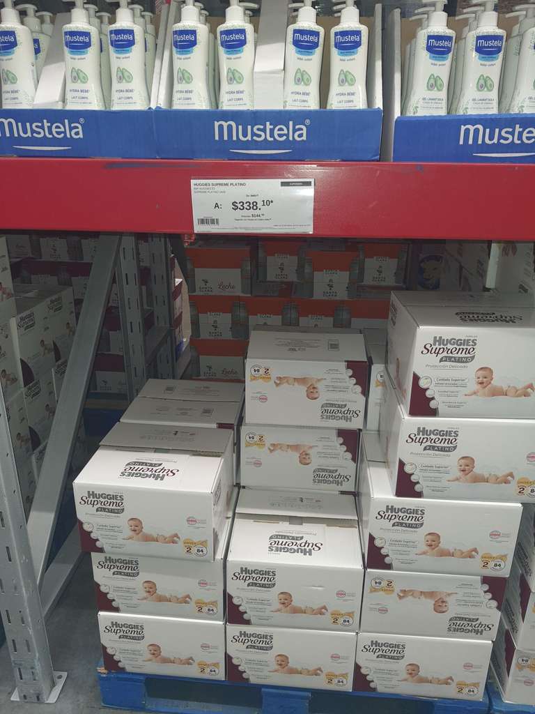 Sam's club av universidad Villahermosa Tabasco, huggies supreme platino 84  piezas, etapas 4 ($549), 3 ($427), 2 ($338) 