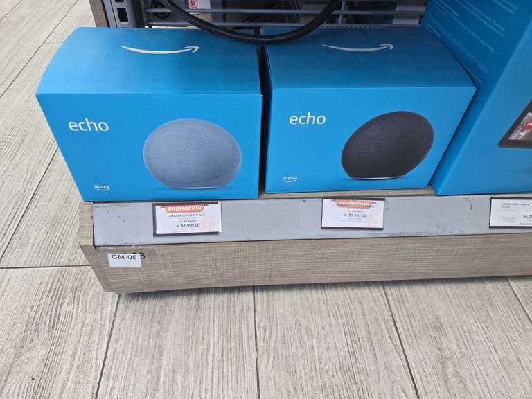 RadioShack: Amazon Echo Alexa 4ta Generación (Grande) / Azul