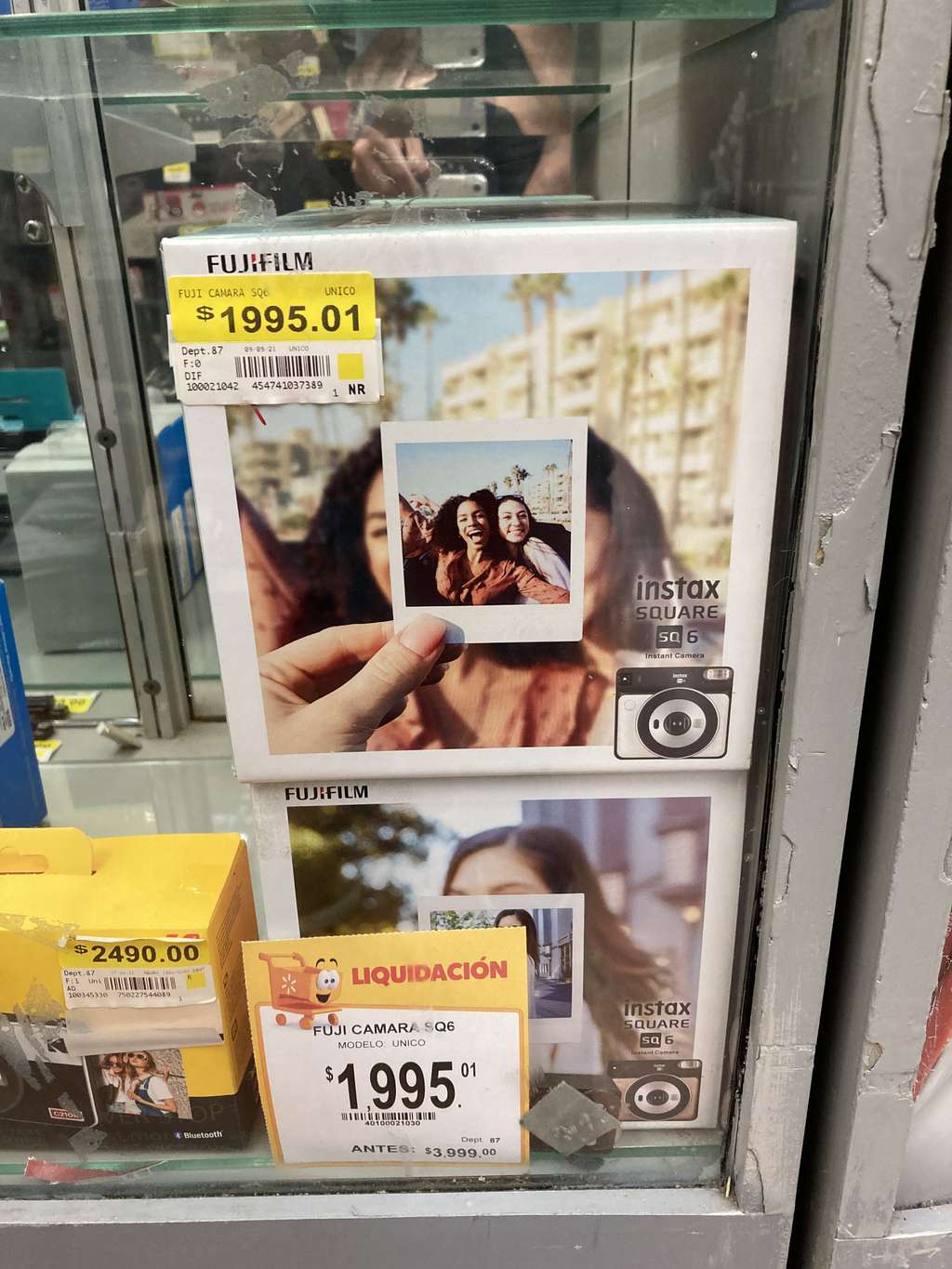 683465_1.jpg