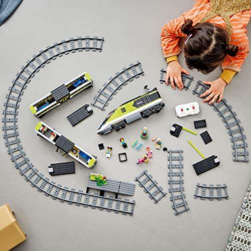 Amazon - Lego Tren de Pasajeros de Alta Velocidad (764 Piezas