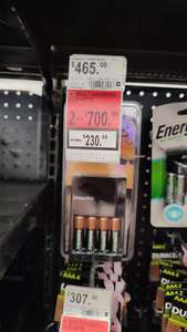Walmart: Pilas AA Con cargador 2 x $700