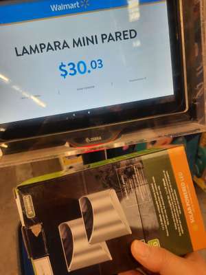 Walmart Ecatepec: Mini lámpara solar 2 piezas por caja