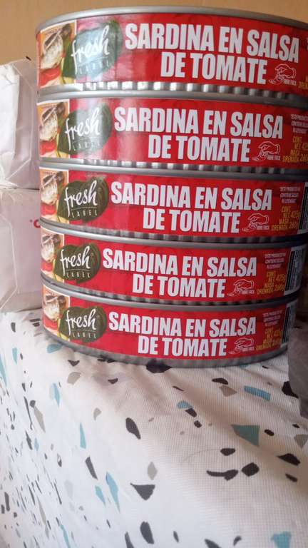 Soriana: Sardinas en Salsa de Tomate y Adictivos De autos