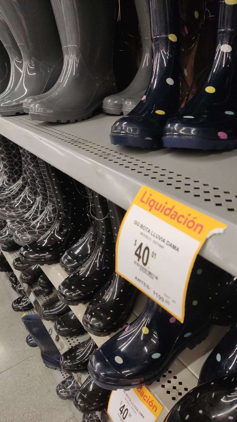 Walmart Bota de dama para lluvia en $40 pesitos