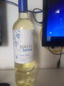 Walmart Zumpango: Vino Birds & bees