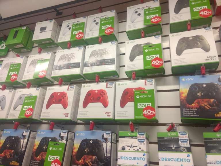 Gamers: Descuentos en variedad de productos (Ejemplo: 40% de descuento en Xbox live gold 3 meses al comprar un control)