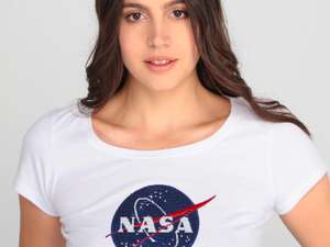 Liverpool: Playera de la NASA