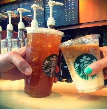 Starbucks: 2x1 en bebidas de 3 a 5