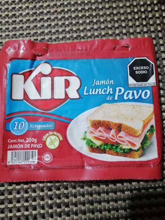 Oxxo: Jamón Kir Lunch de Pavo $10 (Al comprar un paquete de 12 huevos Crio)