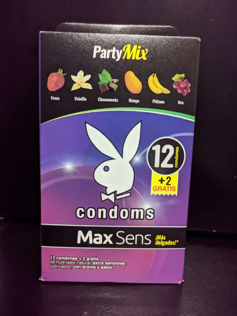 Farmacias Benavides: Condones Playboy Max Sens Party Mix de 12 piezas + 2 gratis