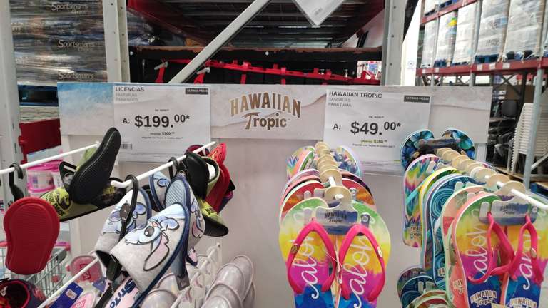 Sam's Club paseo del Río: Chanclas Hawaiian Tropic a $49