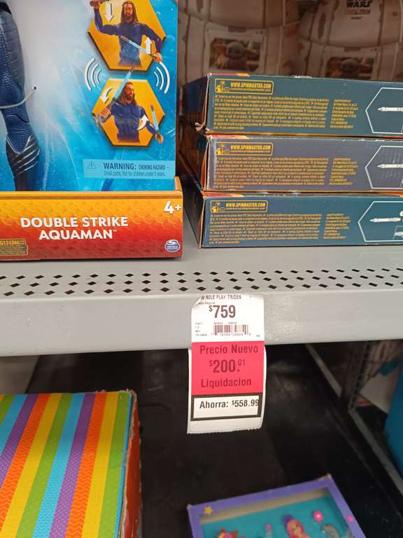 Walmart toreo: Varios juguetes en liquidación | Ejemplo: Juguete Aquaman
