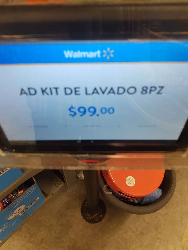 Walmart: bata de baño $120.01, 6 focos $25.02, emperador $18.03