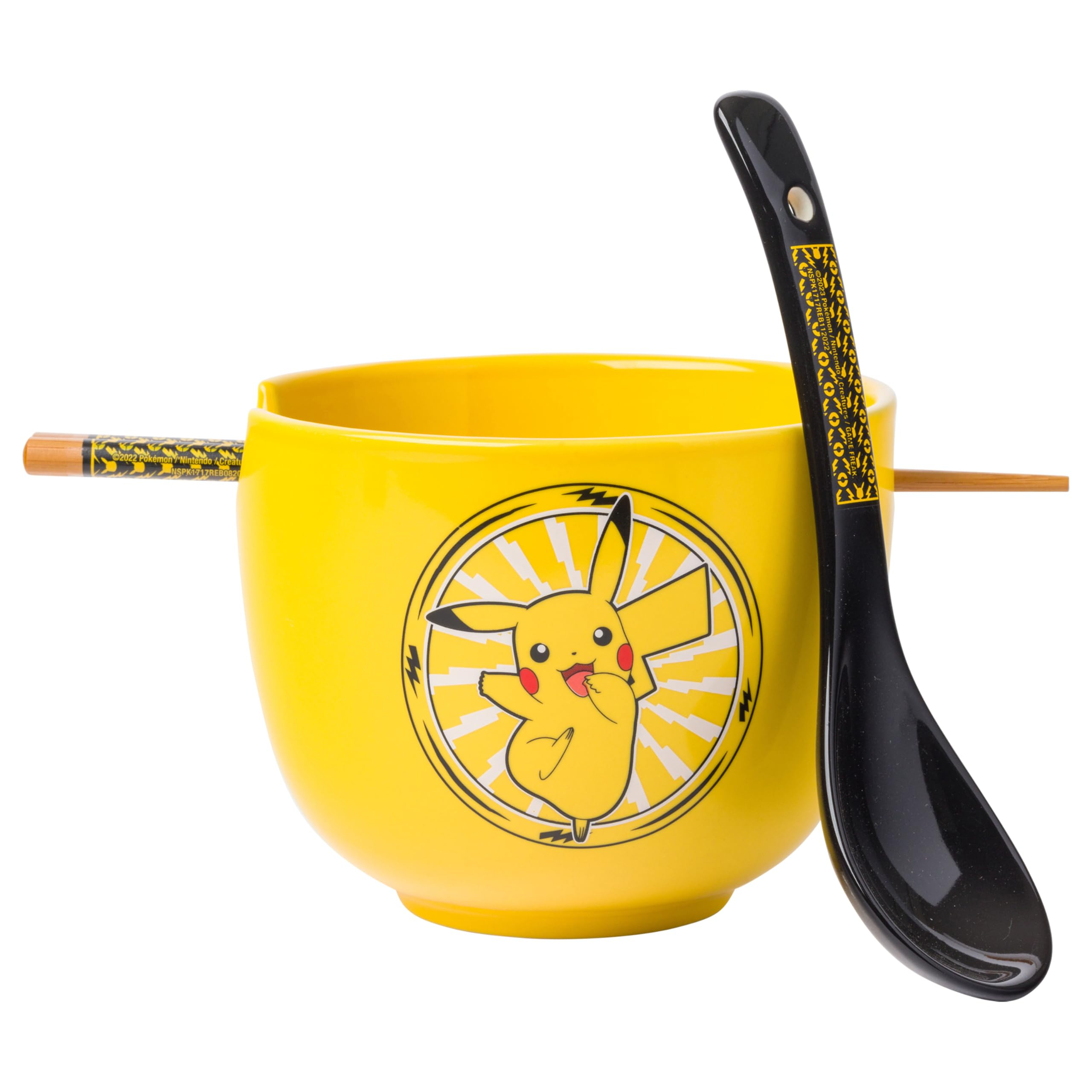 Amazon: Silver Buffalo Pokemon Pikachu - tazón de arroz de cerámica con palillos y cuchara, 20 onzas