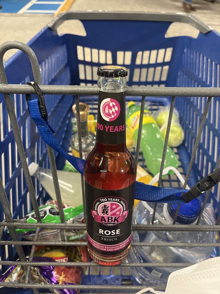 Walmart Cuernavaca: Cerveza ABK Rose fria ha
