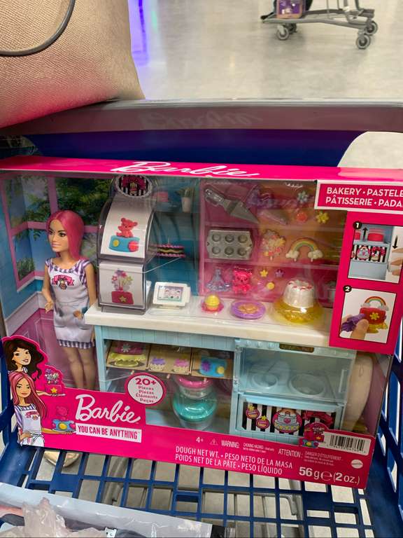Walmart: Barbie repostera