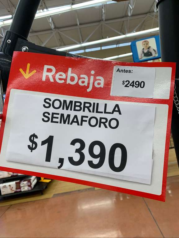 Walmart: Sombrilla para Exteriores Mainstays Beige Semáforo 3 m