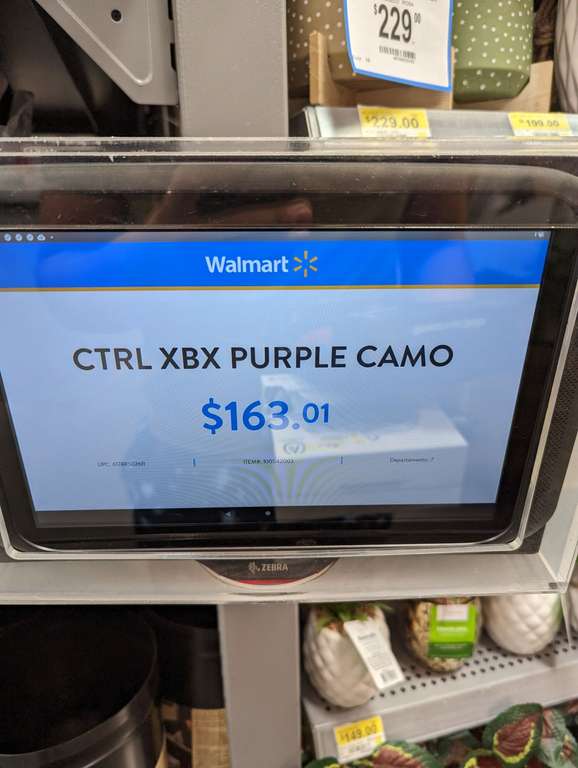 Walmart: control PS4 rojo y Xbox camuflaje purpura