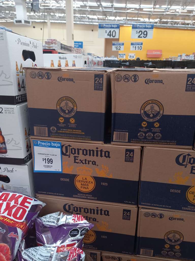 Walmart Plaza de Toros, Qro. 24 Cervezas Coronitas en $199 pejecoins