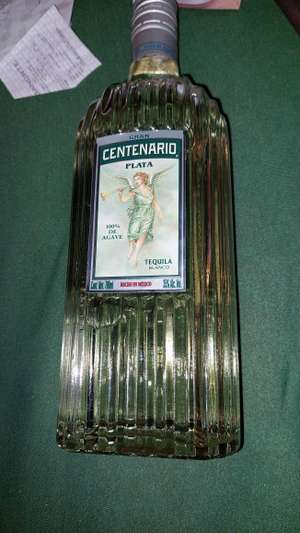 Bodega Aurrera: Tequila Centenario plata 700ml