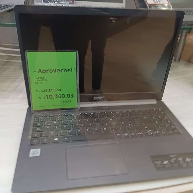 Laptop Acer 15 pulg con Intel Core 5 de 10th generación (Local en LaComer Fluvial Puerto Vallarta)