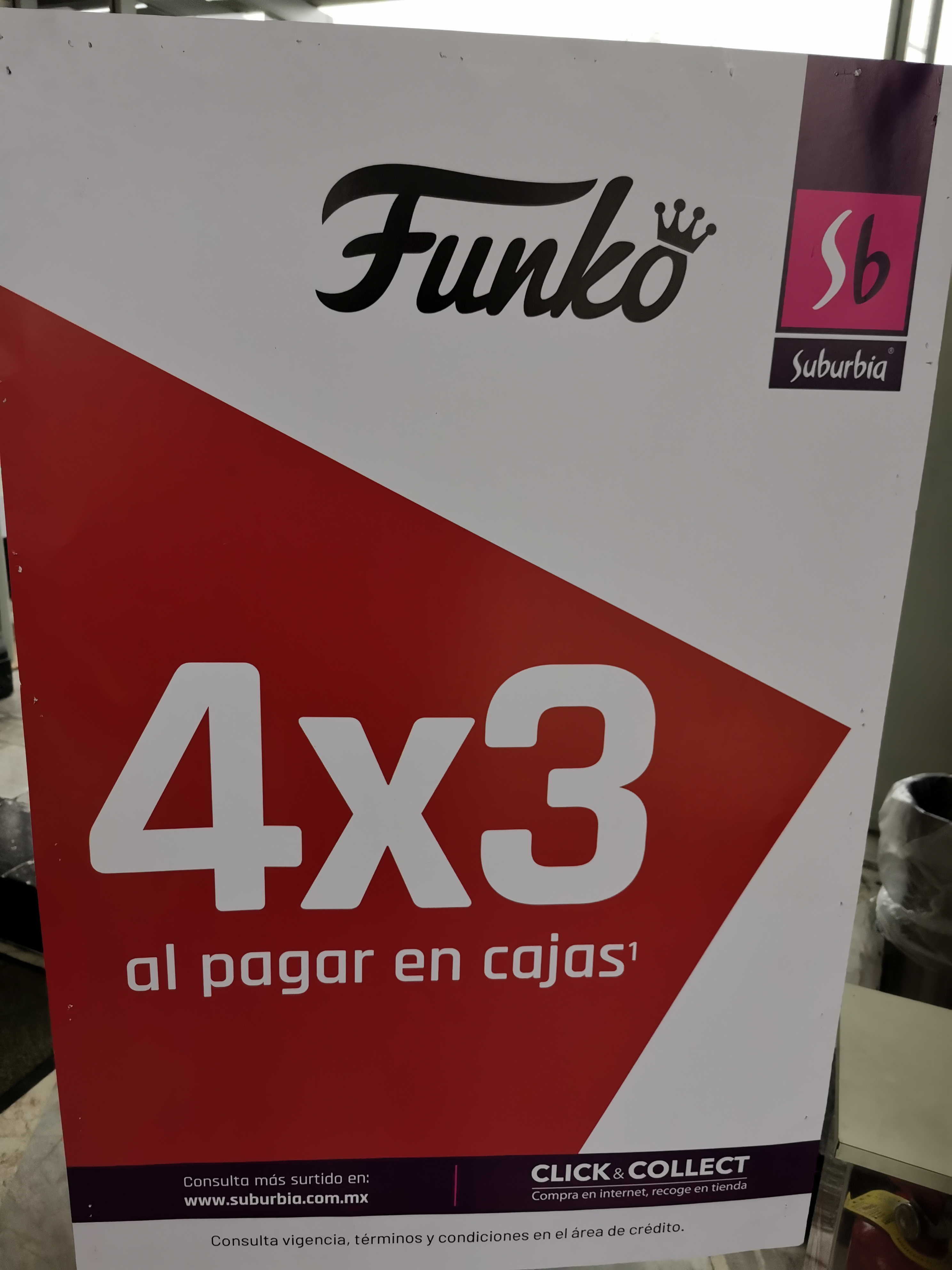 Suburbia funkos al 4x3 desde 239.00